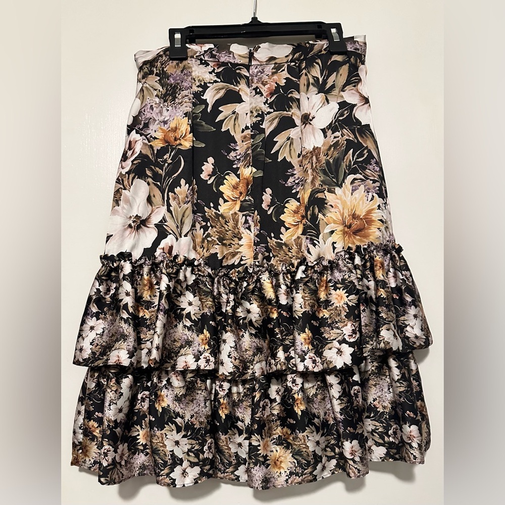 NWT Antonio Melani Quinn floral a line ruffle tiered knee length skirts size 2 - Picture 4 of 8